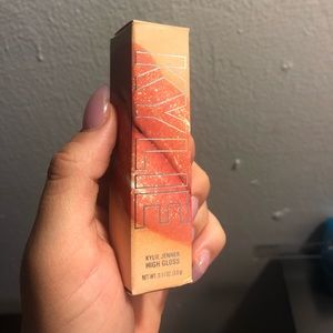 Kylie Cosmetics High gloss